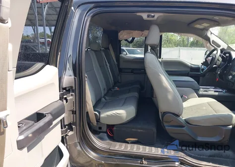 2015 Ford F-150 Xl z USA, uszkodzony, nr VIN 1FTEX1EP9FFB28000